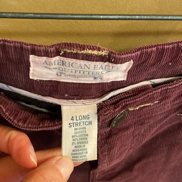 American eagle maroon cords - Picture 2 of 3